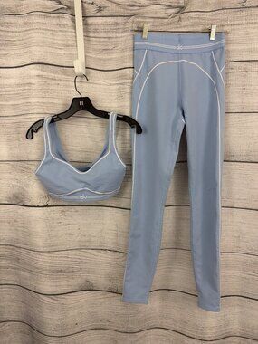 Alo Yoga Airbrush High-Waist Heart Throb Bra and Leggings Size S